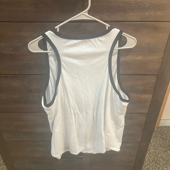 🖤🩶NWOT-VS PINK TANK‎ XXL - Picture 3 of 3